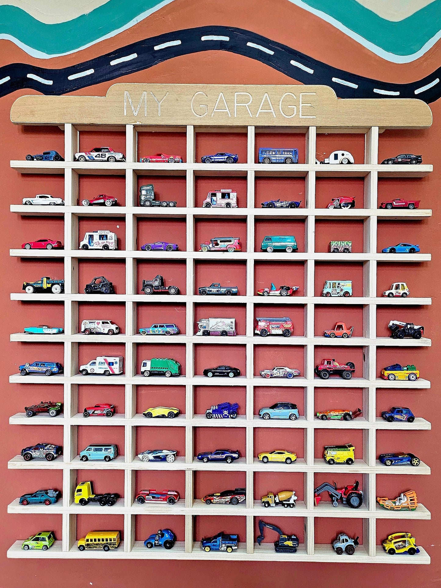 MATCHBOX CAR GARAGE